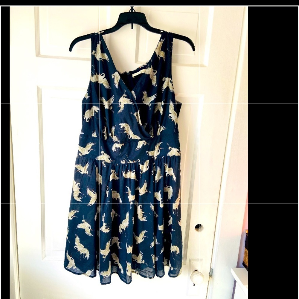 Wayward Fancies Swan Flowy Girls Dress Size Large